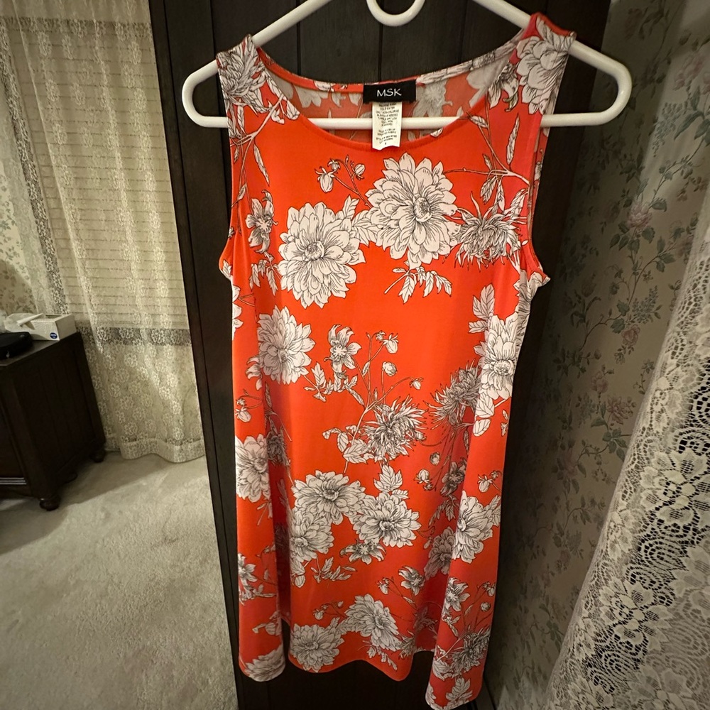 Sleeveless MSK Orange Floral Dress. Size Small.